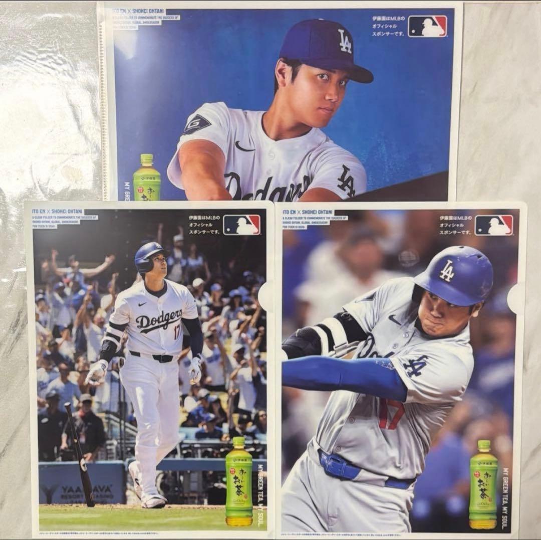 WBC 優勝記念レプリカTシャツ 大谷翔平 Sサイズ 優勝記念キーホルダー