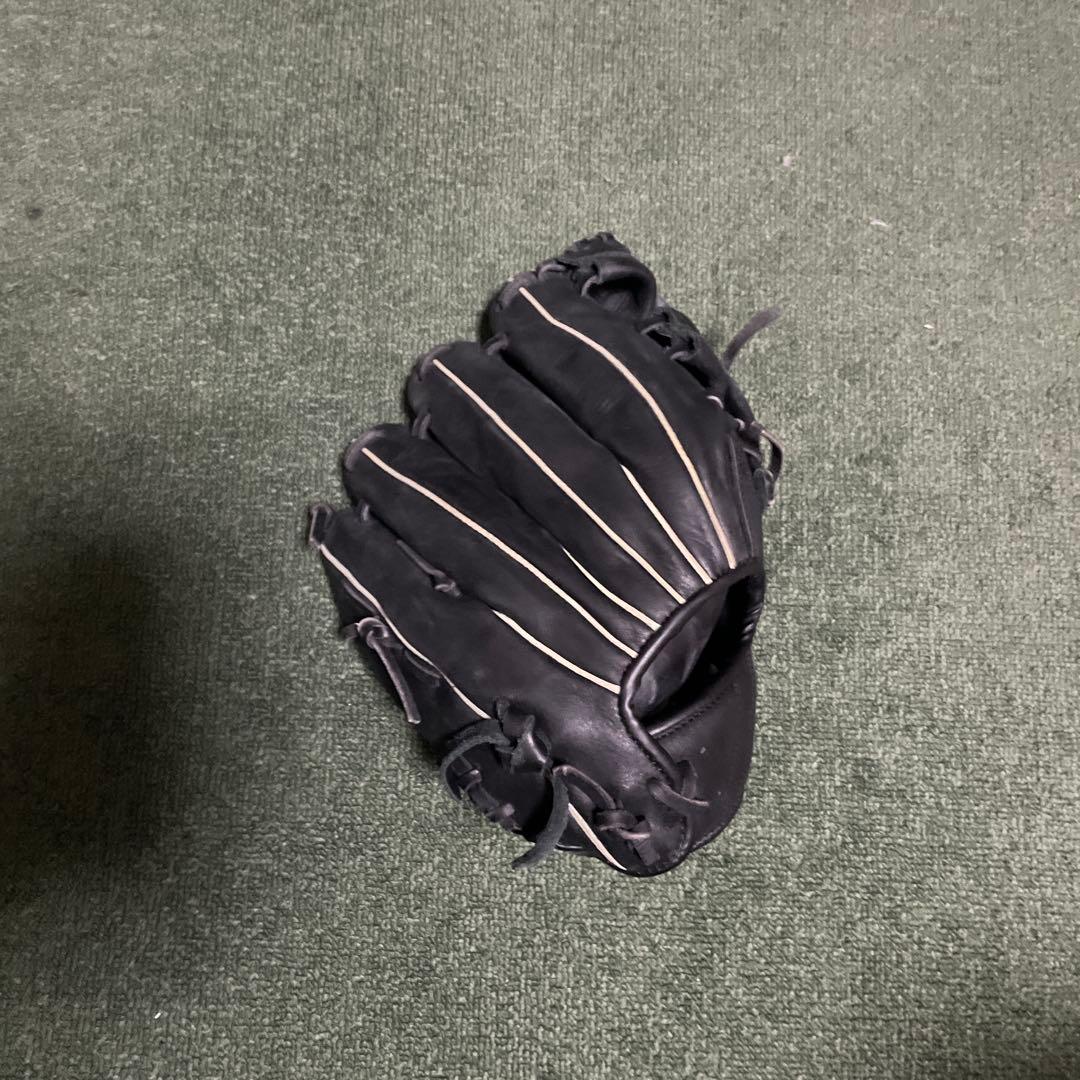 黒 レザー 軟式グローブ ストライプ入り