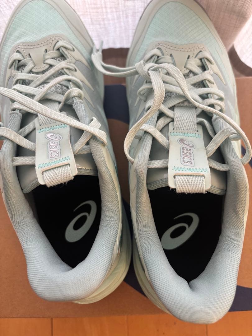 ASICS アシックス バッシュ　24.5cm アンプレアルス ロー2