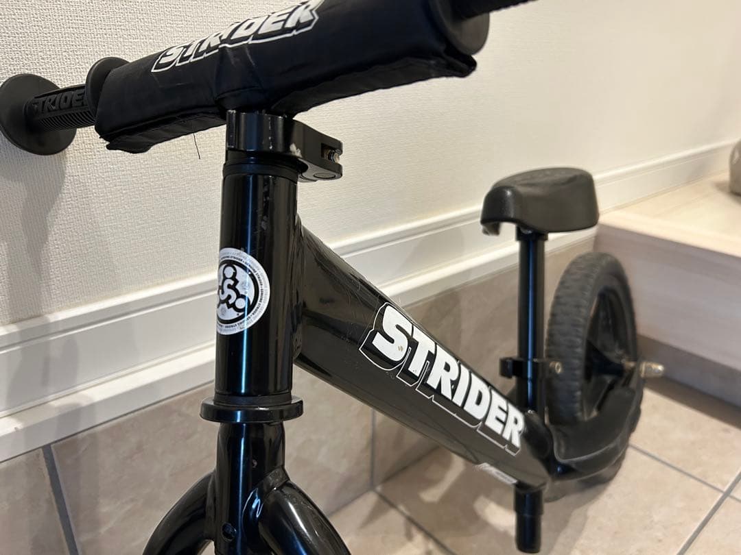 ストライダー　スポーツモデル　12インチ