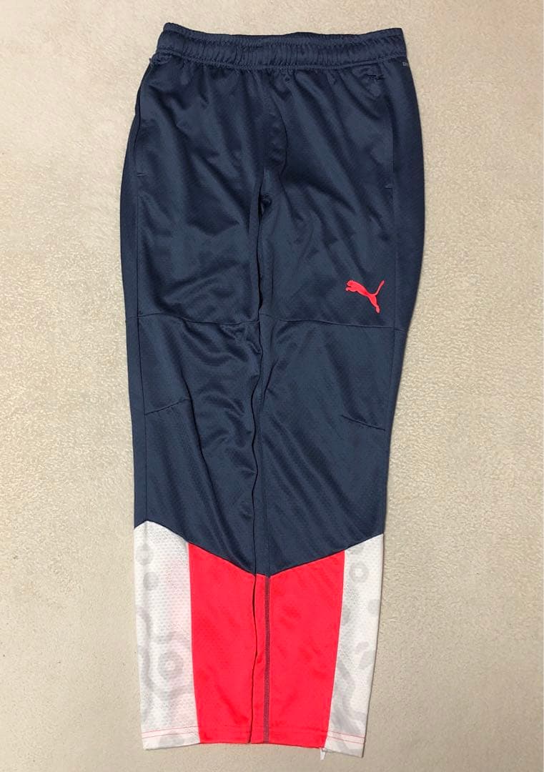 pumaプーマ　DRYCELL 長袖セットアップ　トレーナーウェア
