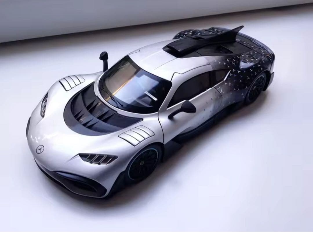 メルセデスAMG ONE Mercedes ミニカー　26cm