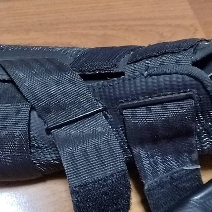 フィジーク　VENTO POWERSTRAP R2／ソール：Superfeet