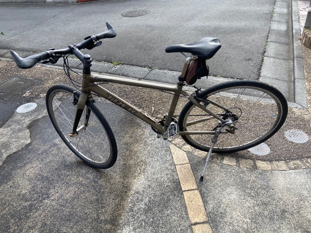 ジャンク品　要整備！TREK FX7.5 トレック クロスバイク 自転車 ロード