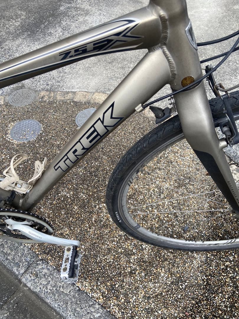 ジャンク品　要整備！TREK FX7.5 トレック クロスバイク 自転車 ロード