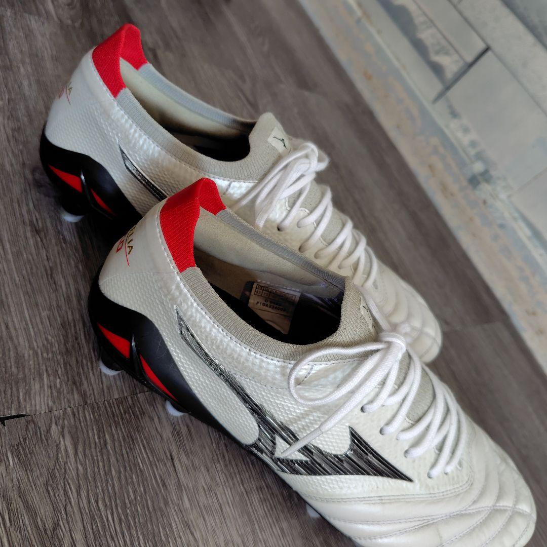 美品 ミズノ モレリア ネオ 4 β ベータ MORELIA サッカー スパイク