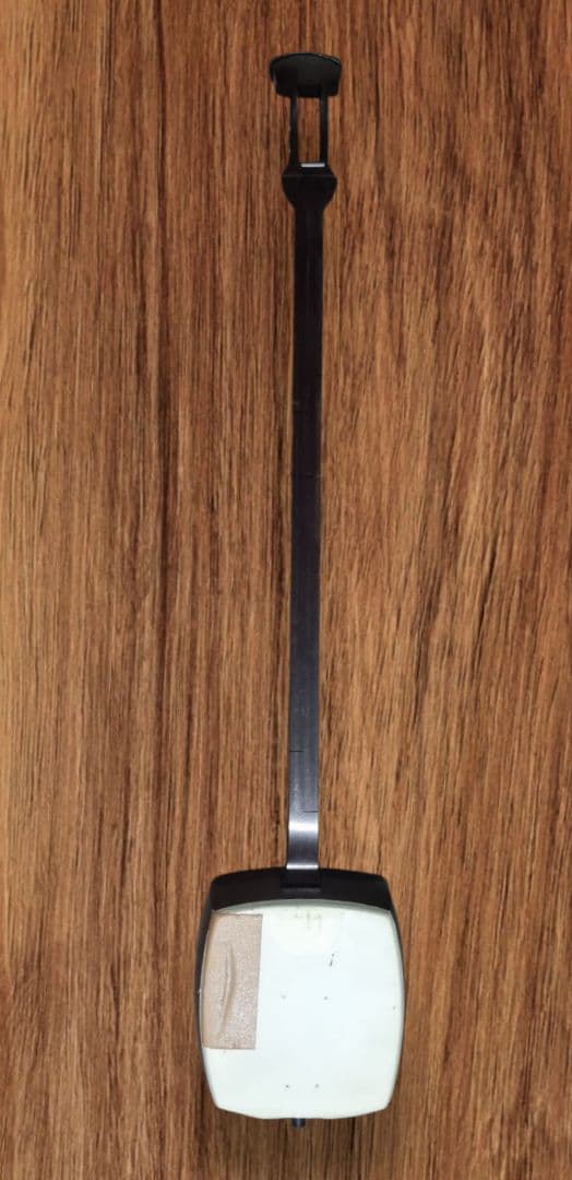 三味線本体 木製 紫色カバー付き 天然素材ばち、糸巻き
