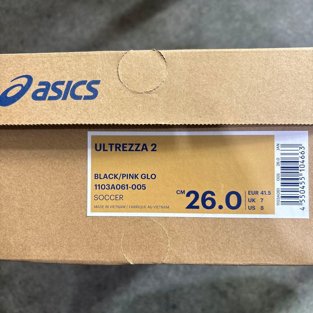 サッカースパイク新品アシックス