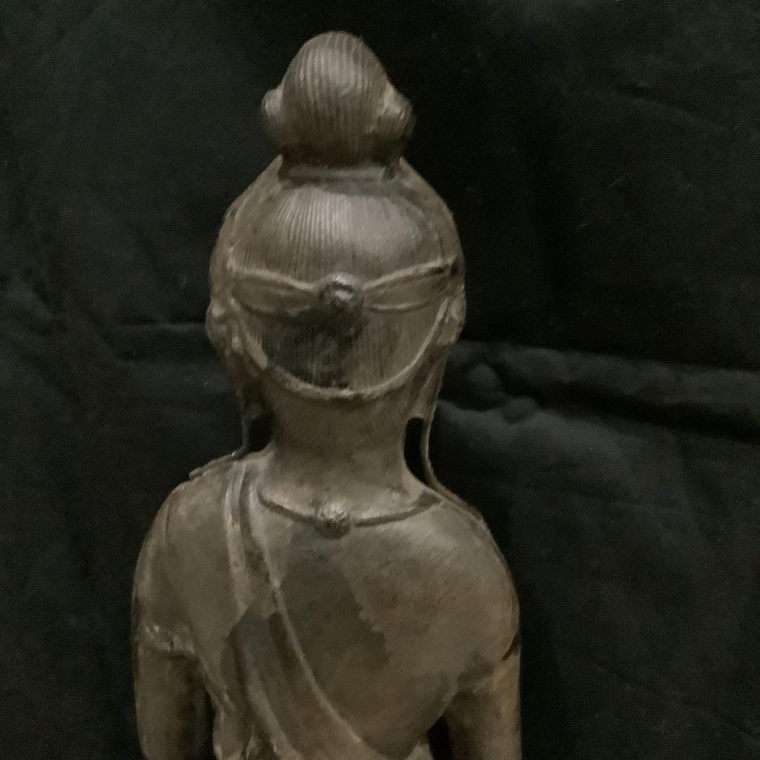 観音様　　鉄製　立像仏像 約45センチ
