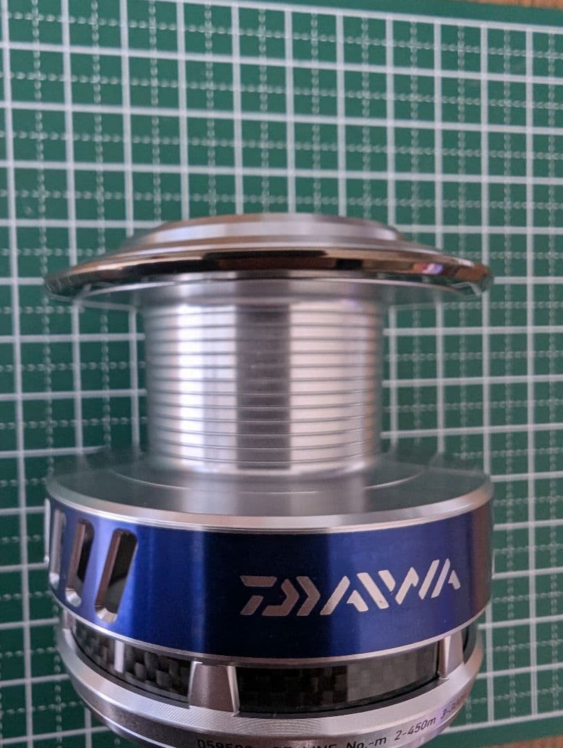未使用　10 ソルティガ　4000 スプール