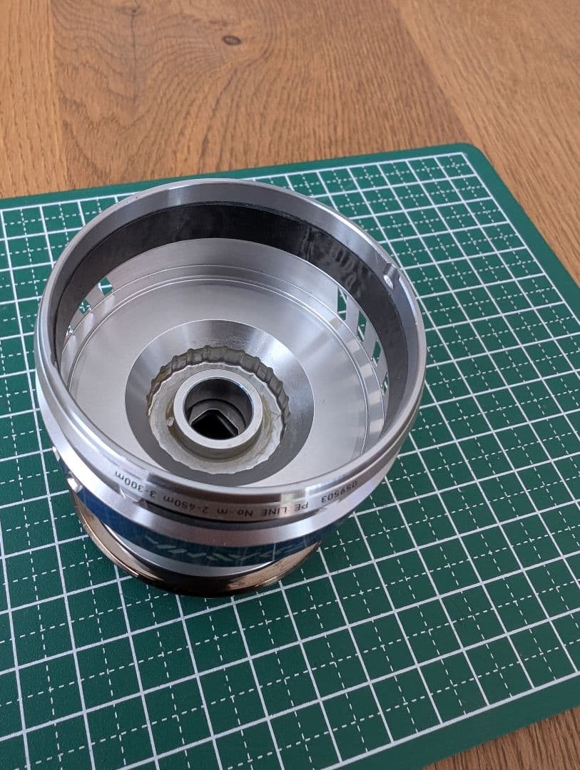 未使用　10 ソルティガ　4000 スプール