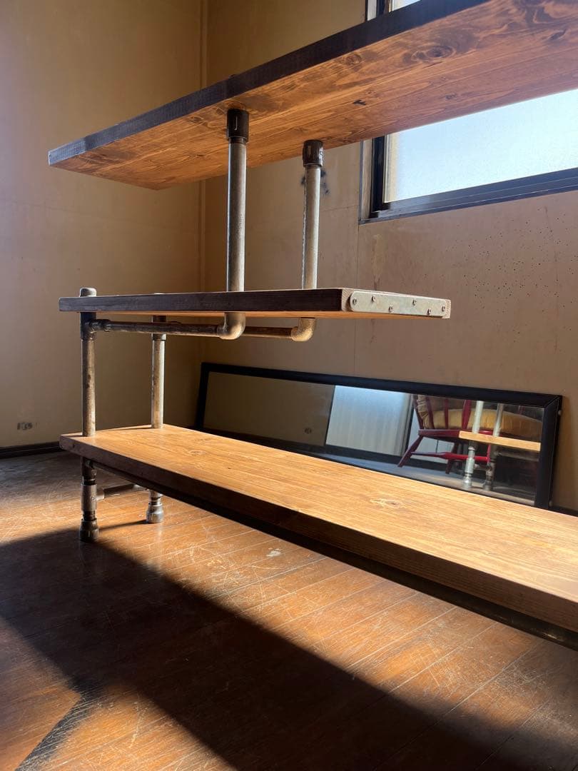 オープンシェルフ　インダストリアル　棚