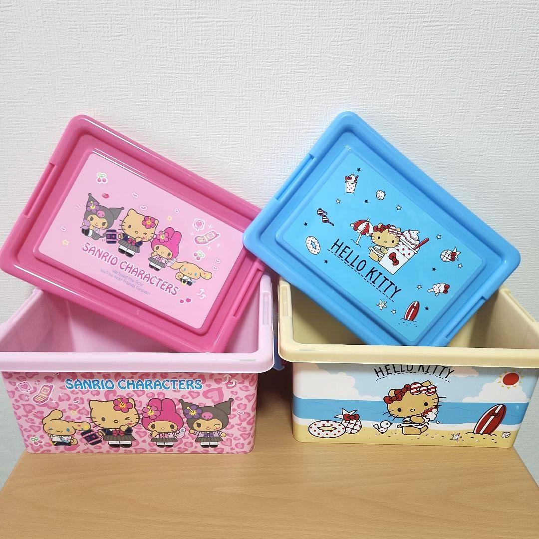 サンリオグッズまとめ売り　窓付き収納ボックス　ポーチ　お菓子コンテナ　小物入れ