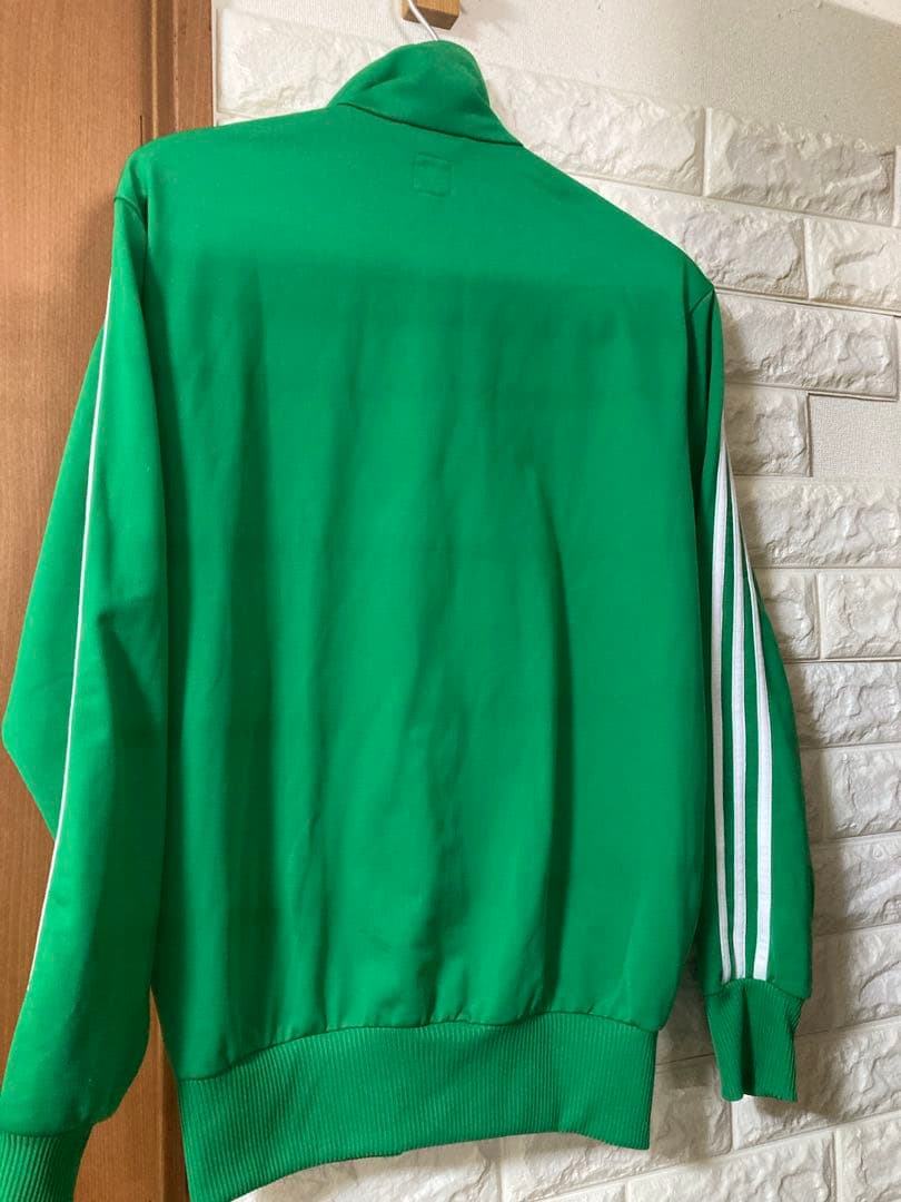 アディダス adidas グリーン　トラックジャケット