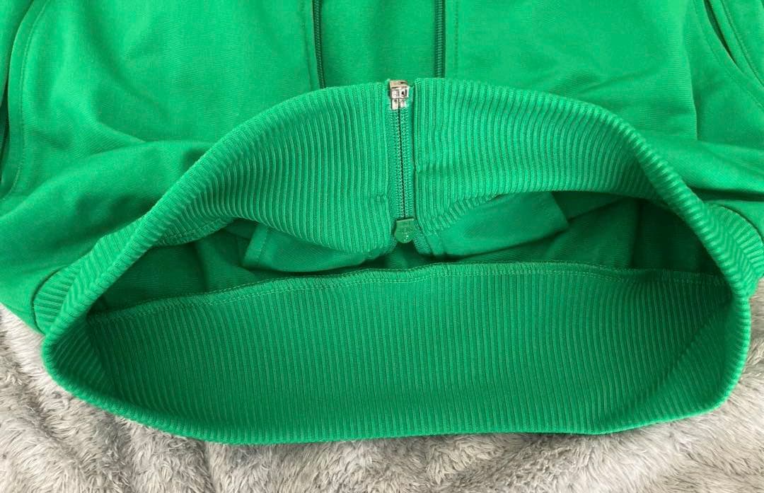 アディダス adidas グリーン　トラックジャケット
