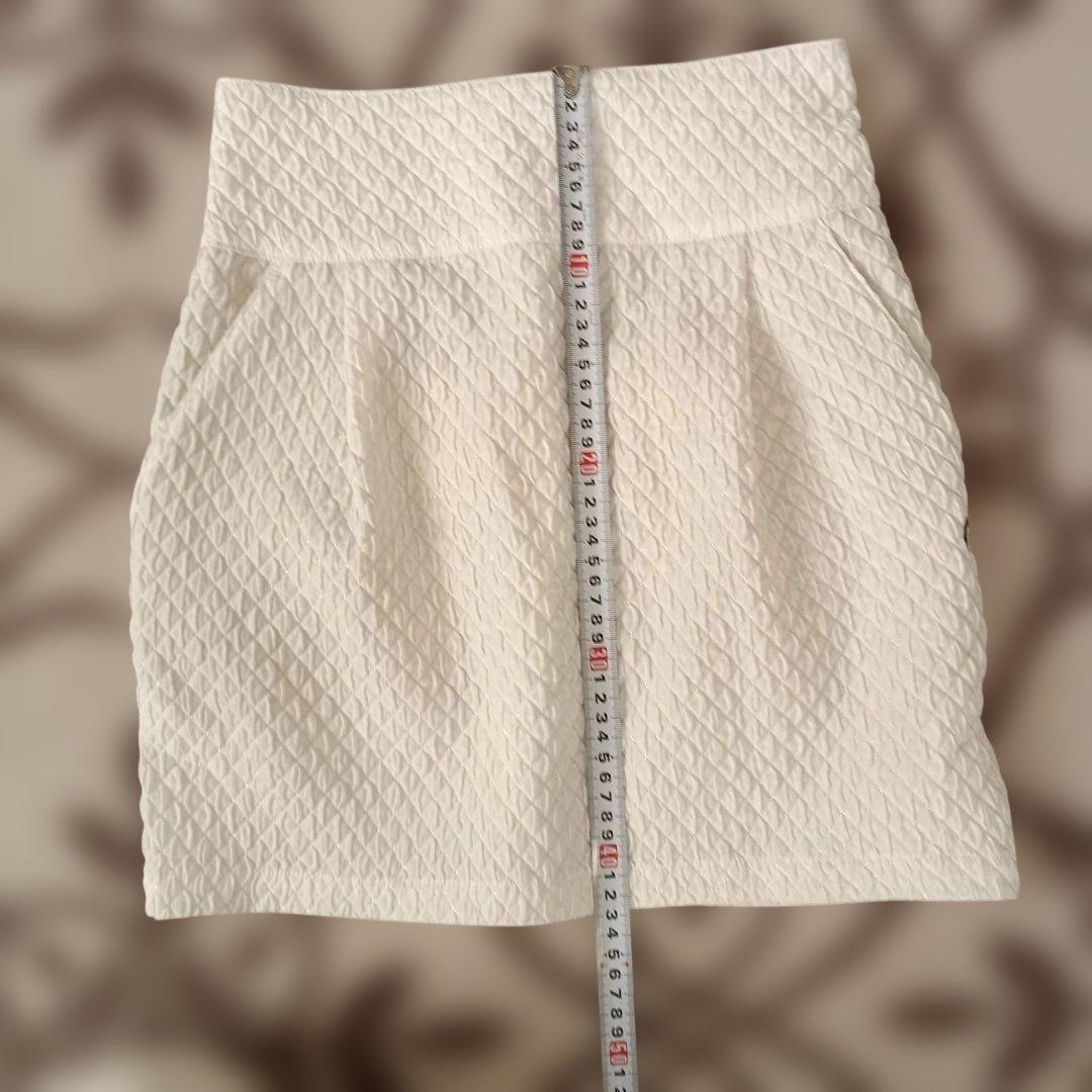 新品　マスターバニー　春夏用　スカート