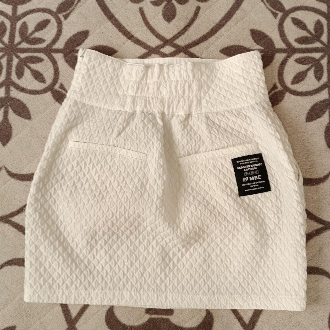 新品　マスターバニー　春夏用　スカート