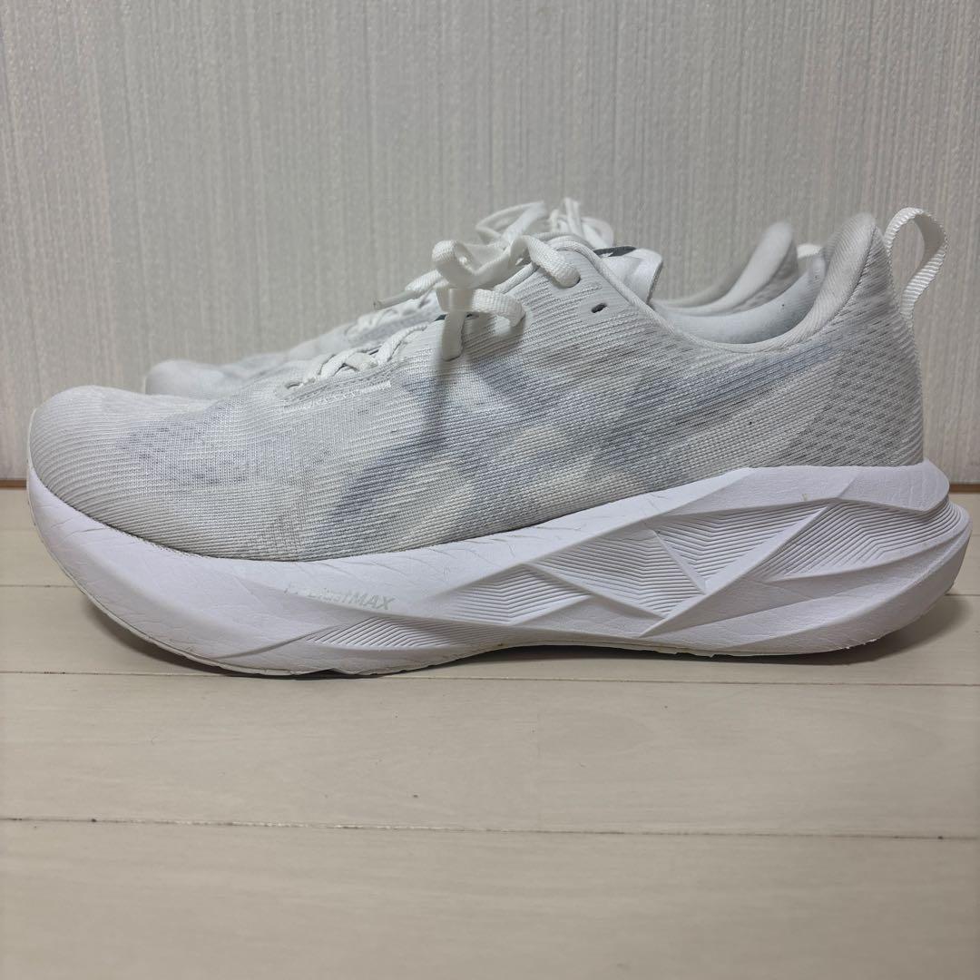 アシックス asics NOVABLAST5 27.5cm