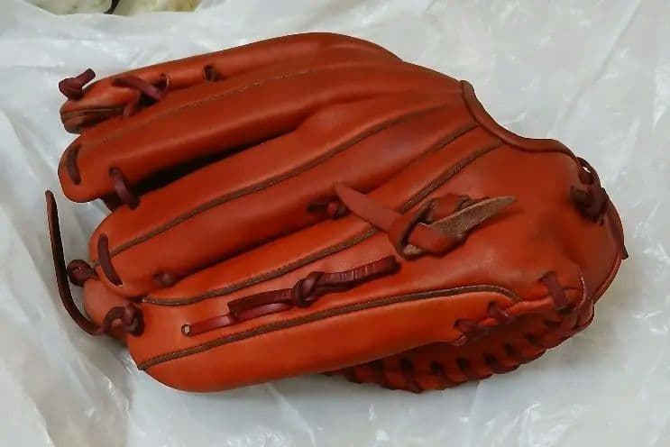 外野グローブ　2個　イチローモデル　ミズノ　　Mizuno
