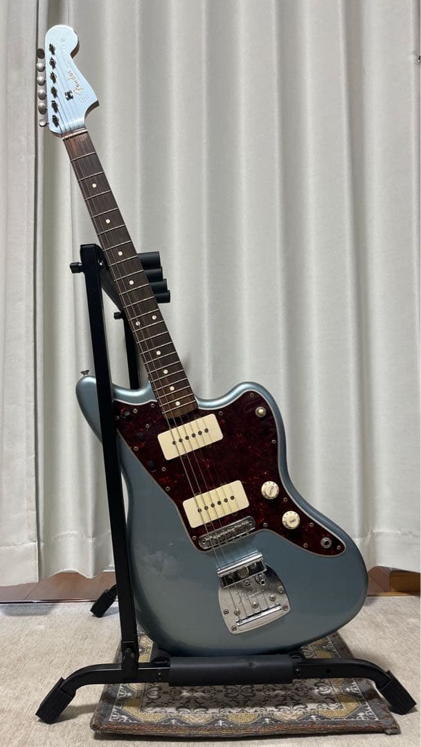 ギター Fender MEX Vintera '60s Jazzmaster