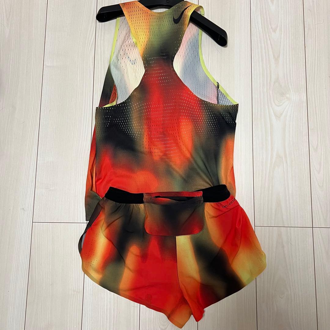 Nike タンクトップ＆ショートパンツセット　ランニングアウェア