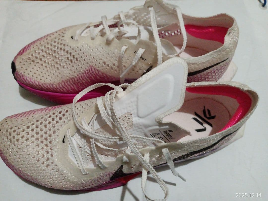 Nike ZoomX vaporfly 3　25.5cm