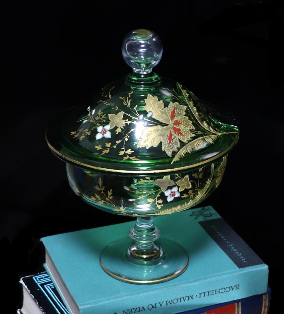オールド・バカラ 美術館級 大型金彩エナメル彩蓋付き コンポート 緑色硝子 蓋物