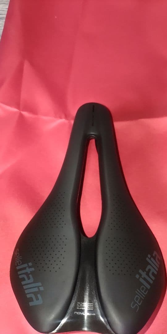 SelleItalia NovusBoostEvo(セライタリア)
