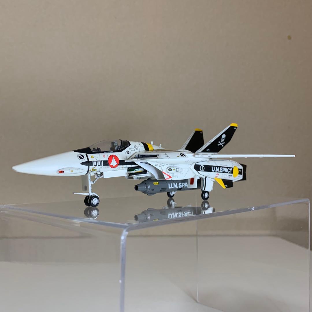 超時空要塞マクロス VF-1S バルキリー（完成品）1/72