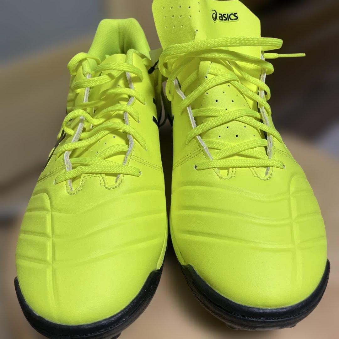 新品　アシックス　サッカー　トレシュー　DS LIGHT CLUB