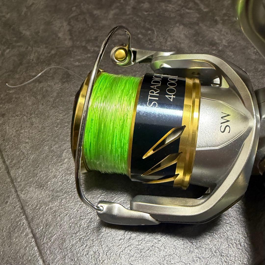 シマノ 18 ストラディックSW 4000XG スピニングリール SHIMANO