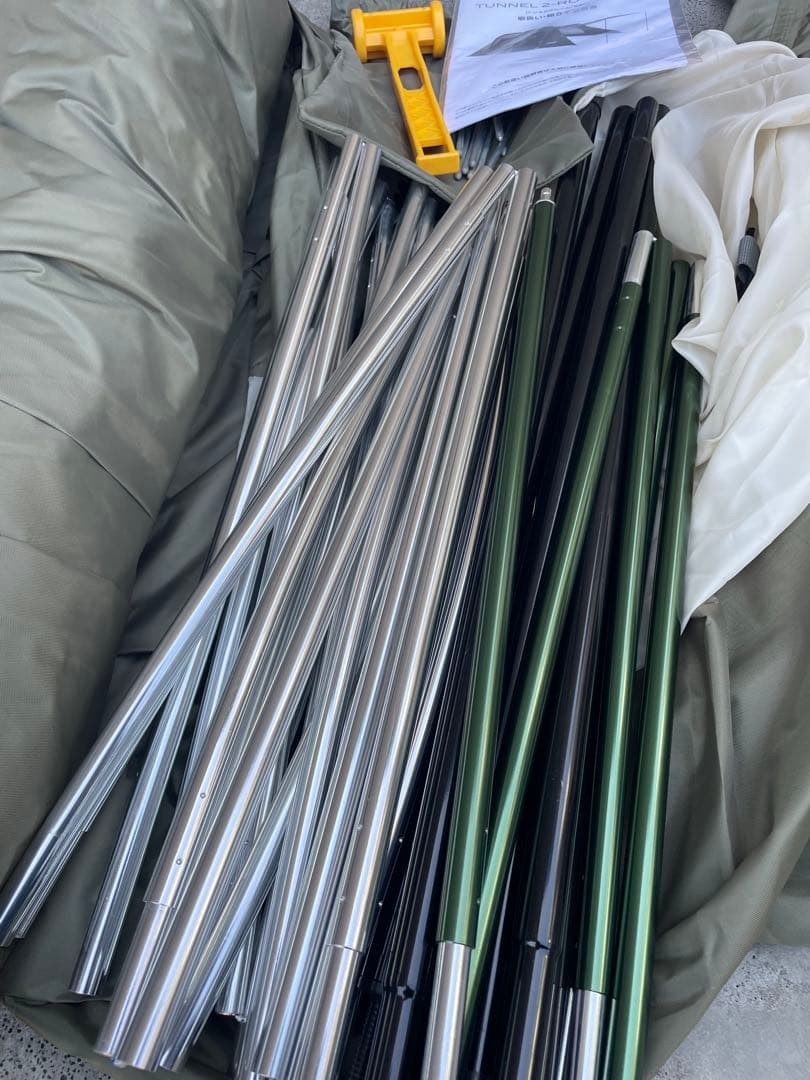 Coleman トンネル2ルーム240