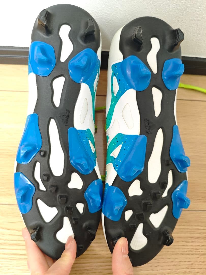 adidas スパイクシューズ ホワイト/グリーン/ブルー24.5cm