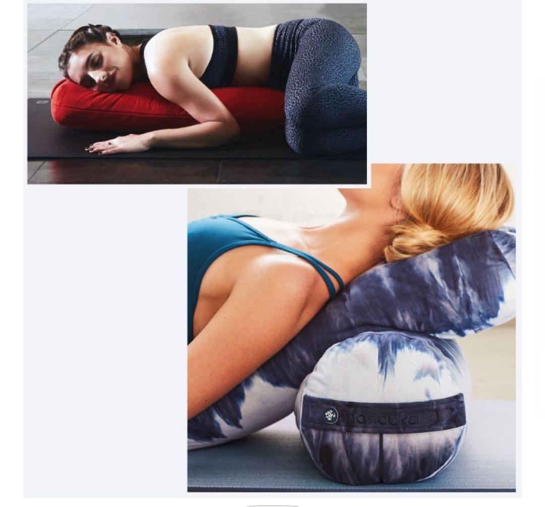 manduka ヨガボルスター　ピラティス