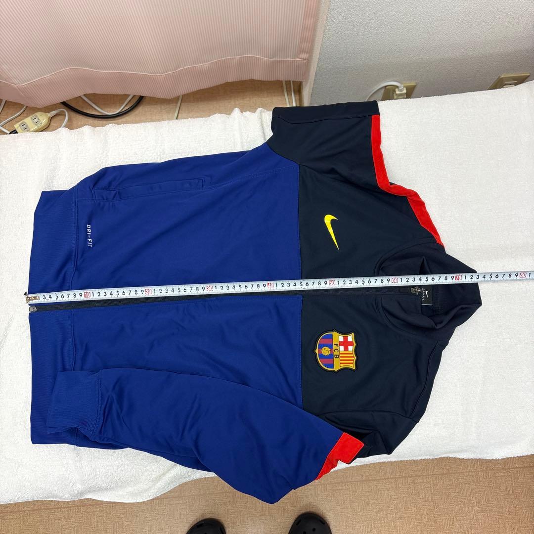 NIKE バルセロナ　トレーニングスーツ　Mサイズ