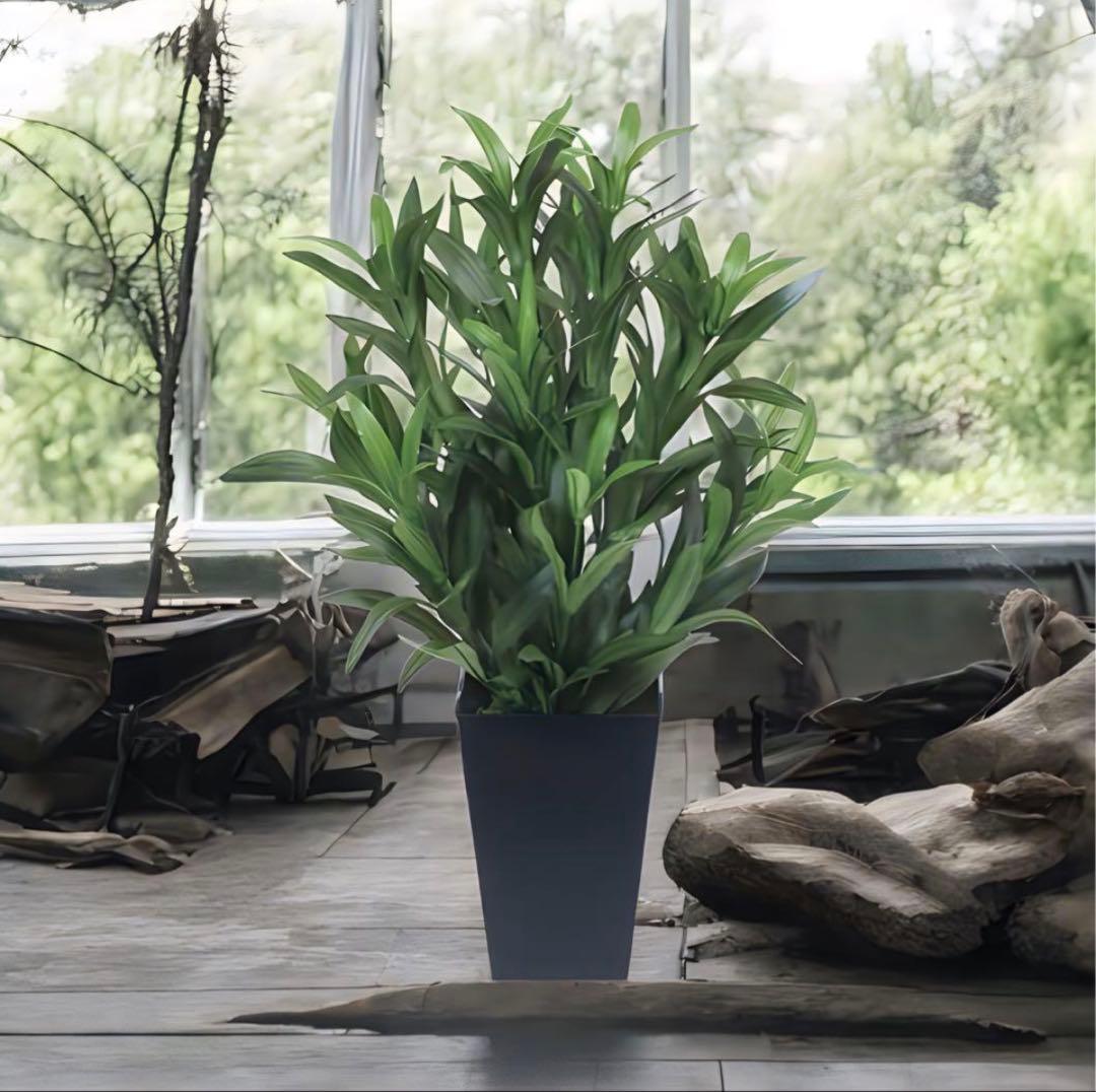 光触媒　人工観葉植物　ウォールグリーン　フェイクグリーン　スパイダー