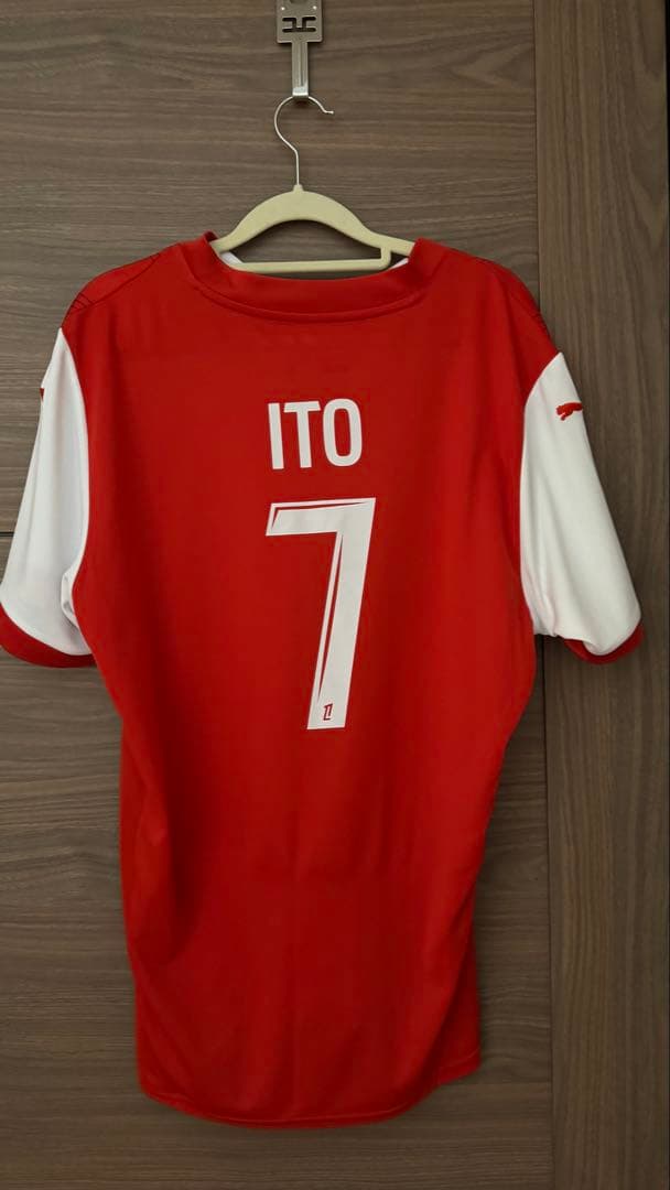 PUMA 赤 サッカージャージ ITO 7 伊東純也