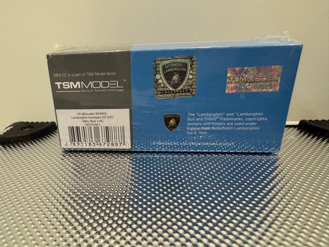 ミニカー MINI GT LB WORKS Lamborghini Aventador