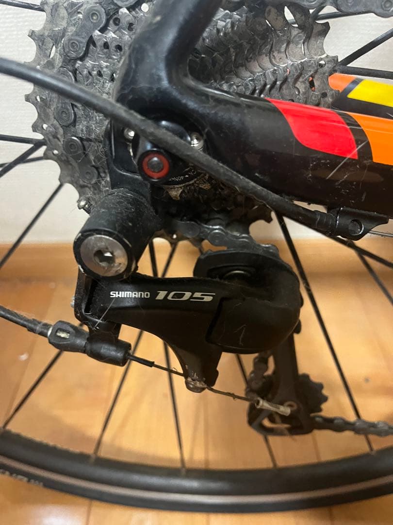 TREK Domane 4 Series ロードバイク