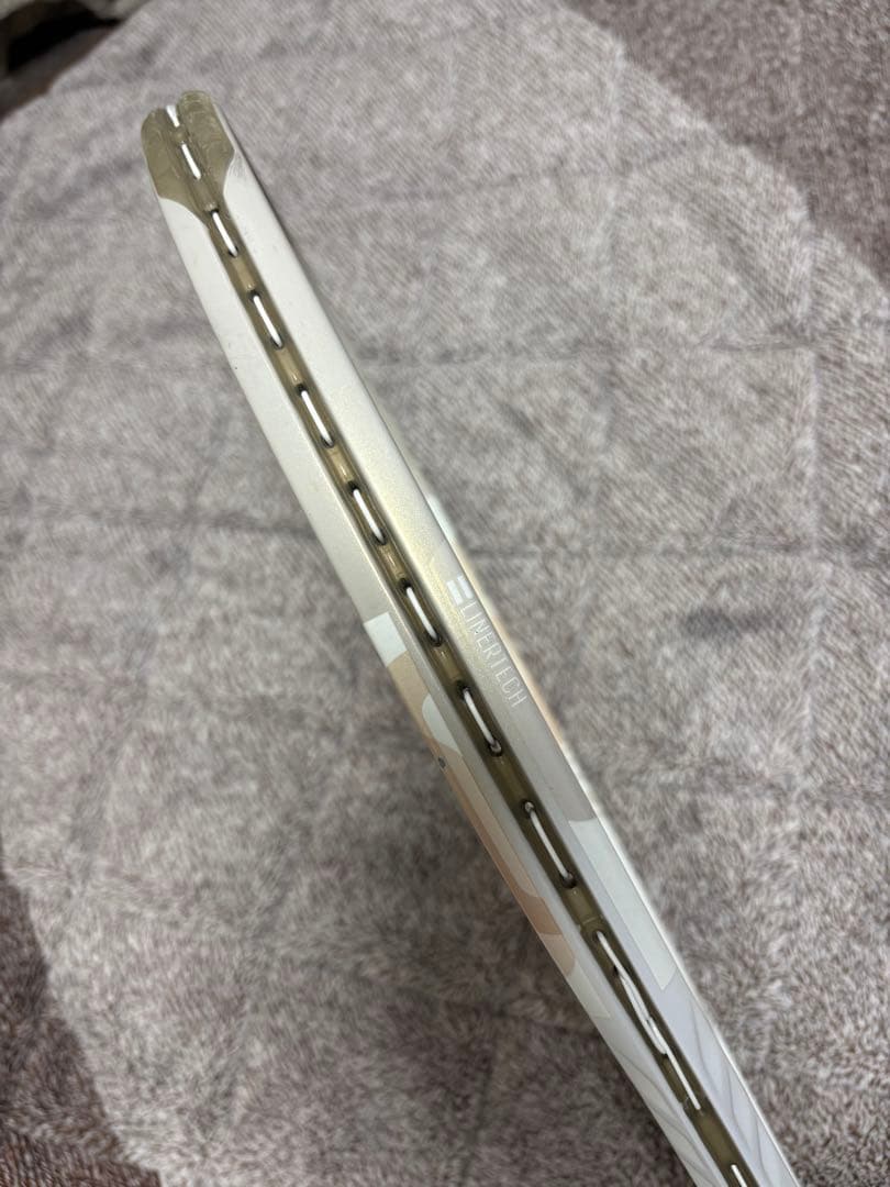 ヨネックス　ブイコア98 サンドベージュ　極美品　g2