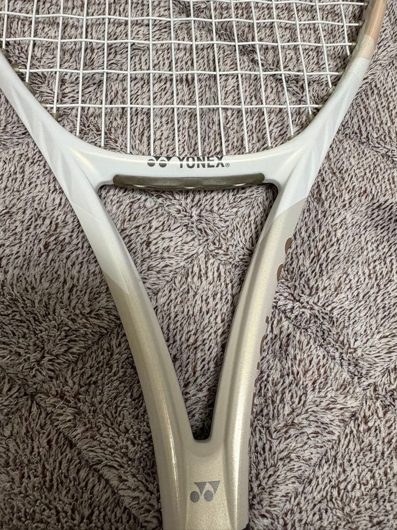 ヨネックス　ブイコア98 サンドベージュ　極美品　g2