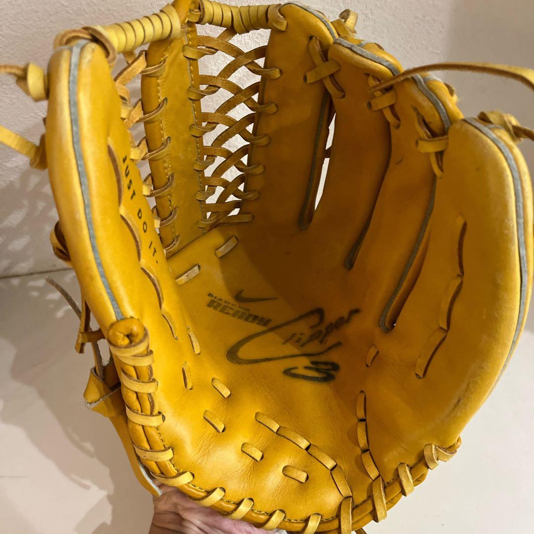 美品　NIKE 軟式内野手用グローブ　ダイヤモンドレディ　ナイキ