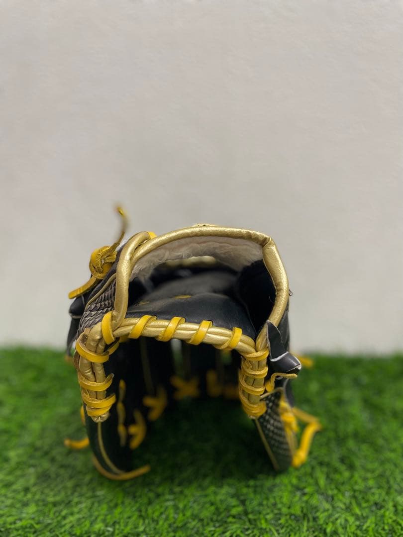 ウィルソン ワナビーヒーロー 内野手 グローブ 小指2本入れ コユニ