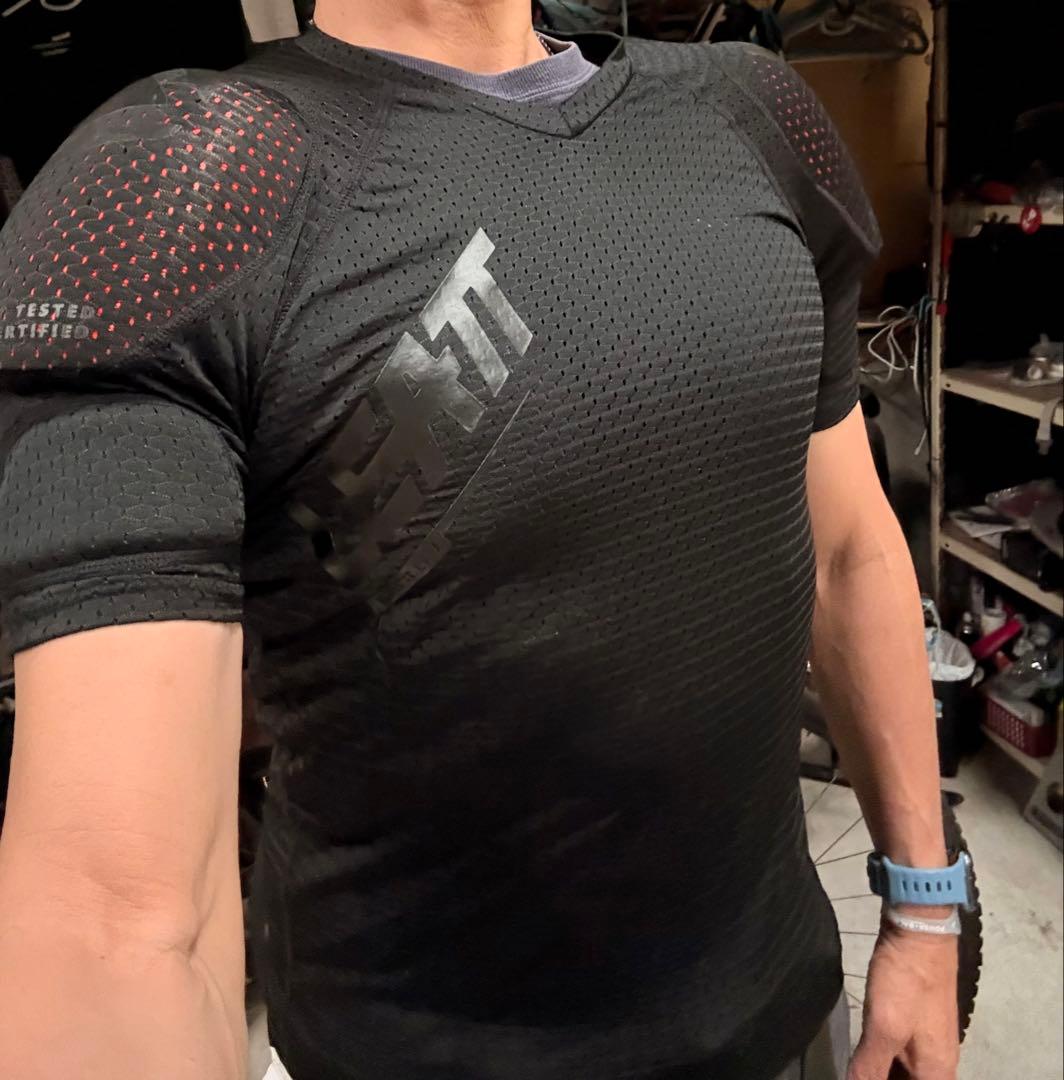 Leatt リアット 3DF Airfit Lite Shoulder プロテ