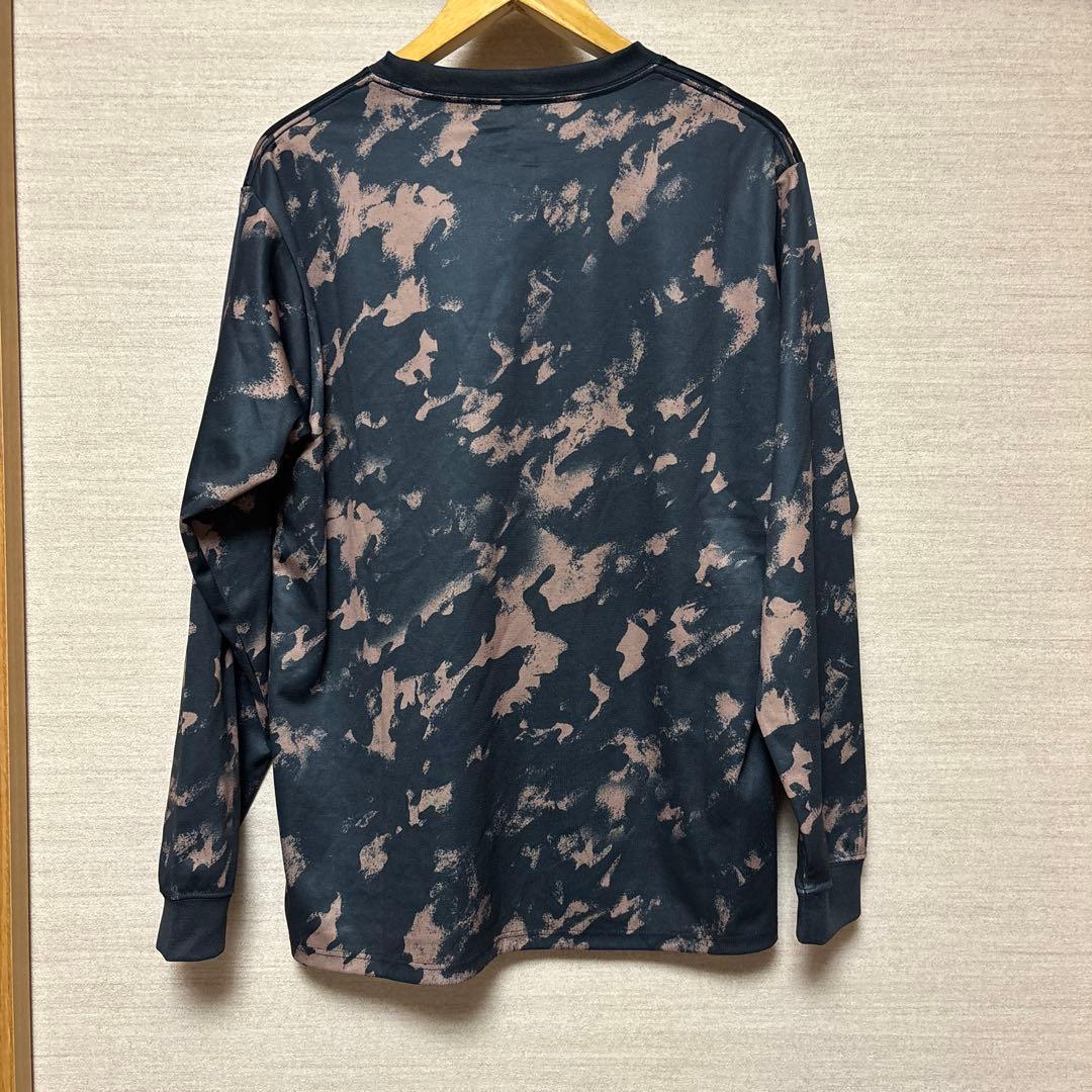 AKTR 長袖シャツと短パン