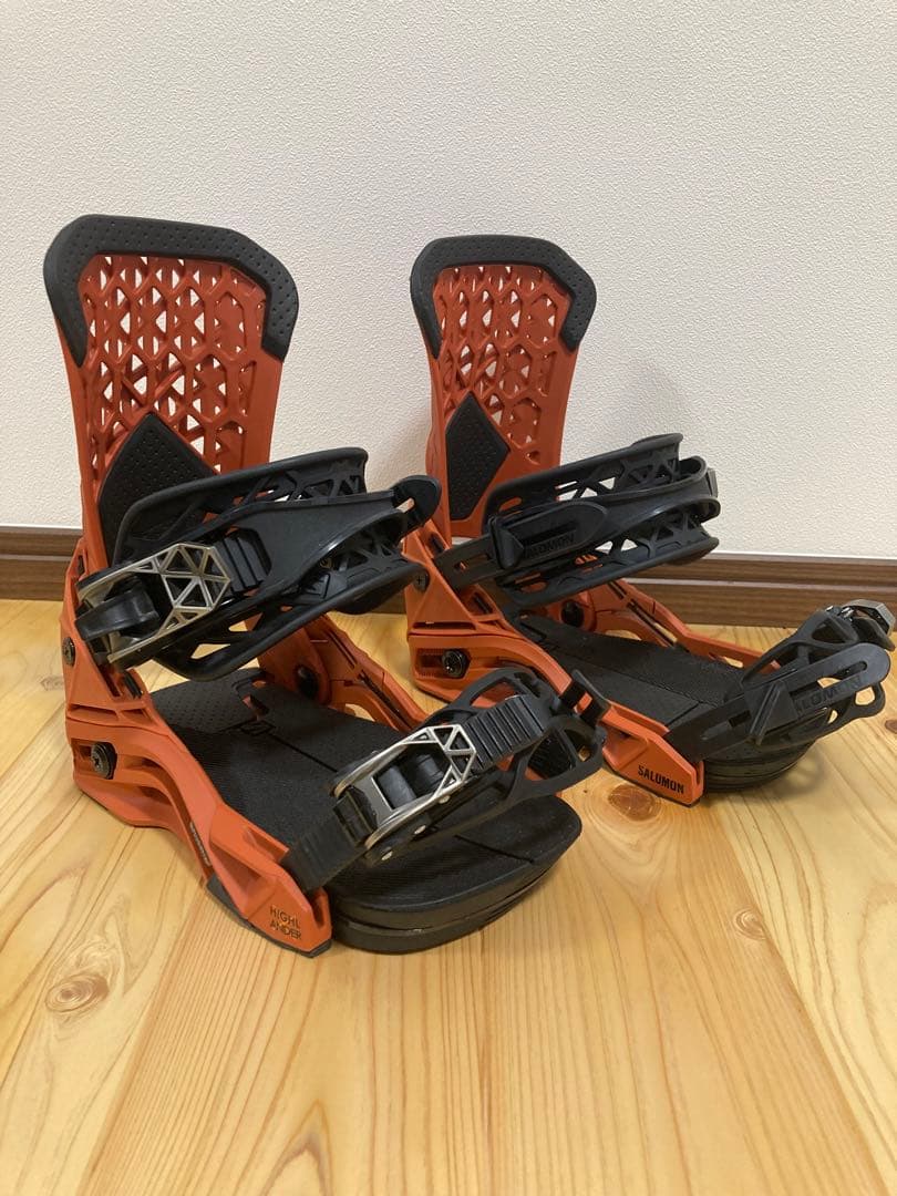新品未使用 SALOMON HIGHLANDER Sサイズ