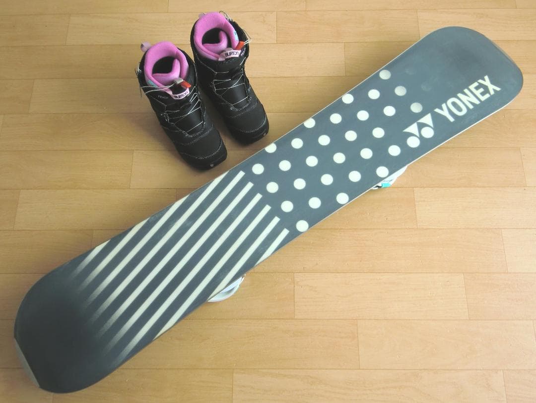 ■■送料無料■YONEX■女性用スノボセット■板142靴24■BOA■WAX済■