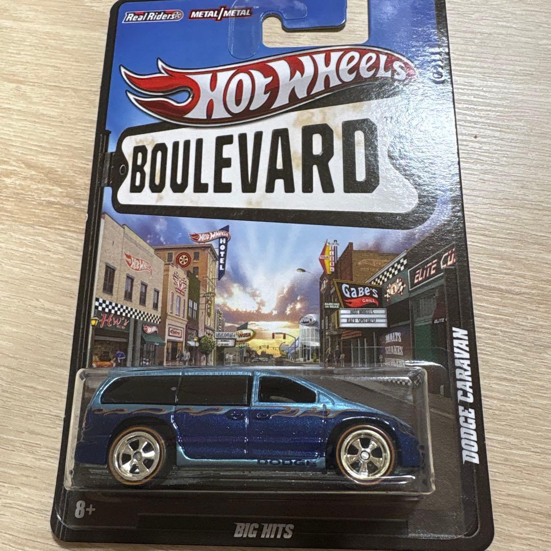ミニカー Hot Wheels BOULEVARD DODGE CARAVAN