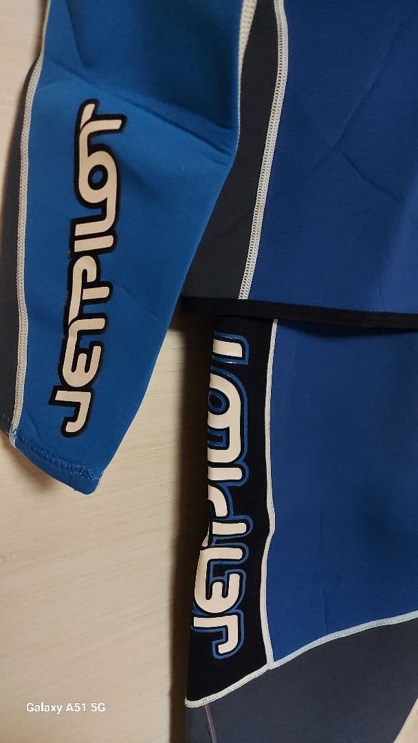 【美品】JETPILOT ウェットスーツ 青 Mサイズ ジェットスキー マリン