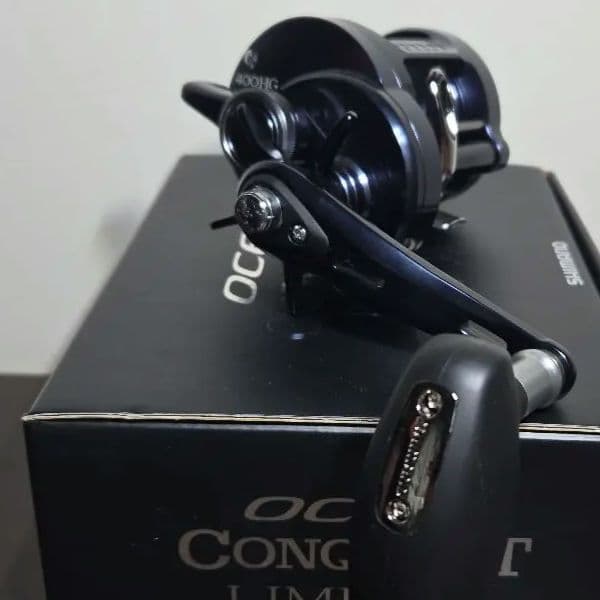 シマノ(SHIMANO) オシアコンクエスト リミテッド 400HG(右)